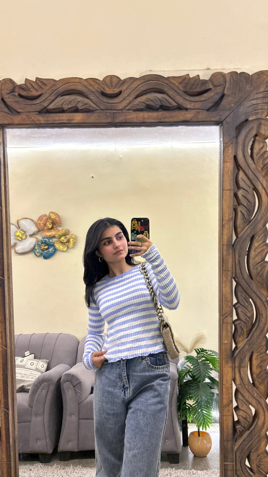 Cute top 28-30 bust