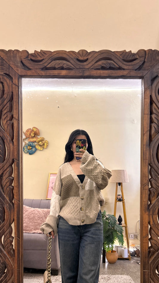 Cute sweater M-L