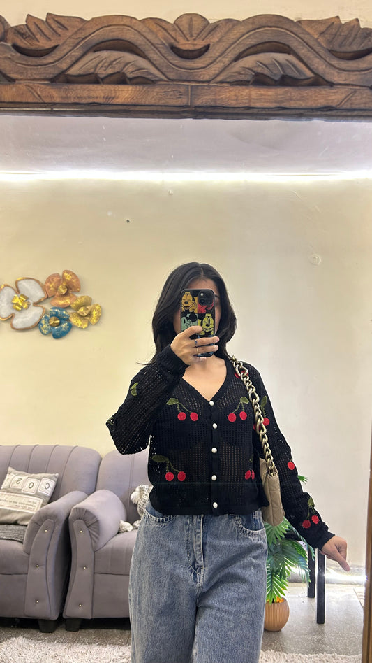 Cute top 30-34 bust
