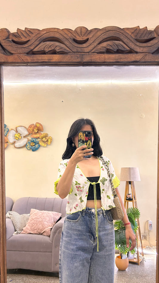 113) cute top 30-32 bust