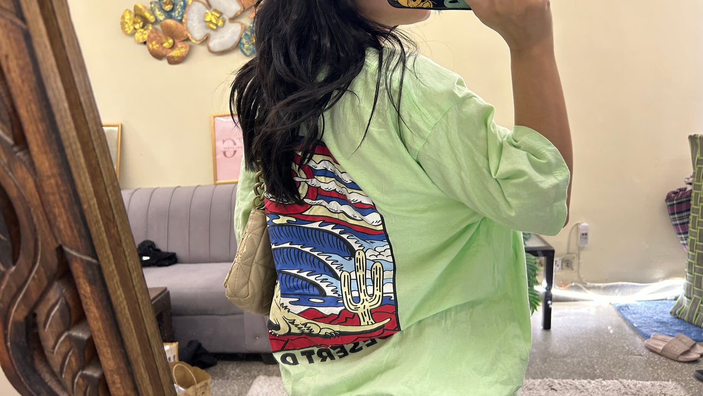 Graphic tee M-L