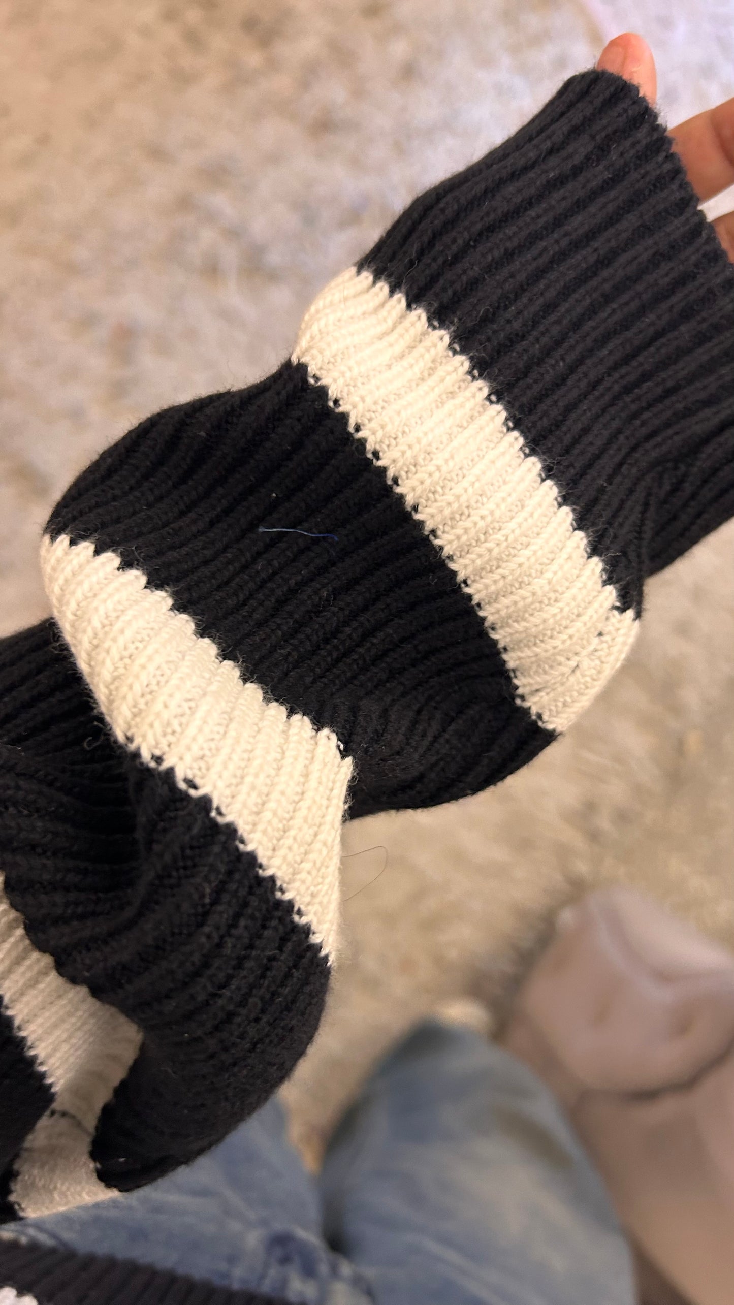 6)pintrest sweater size -xs