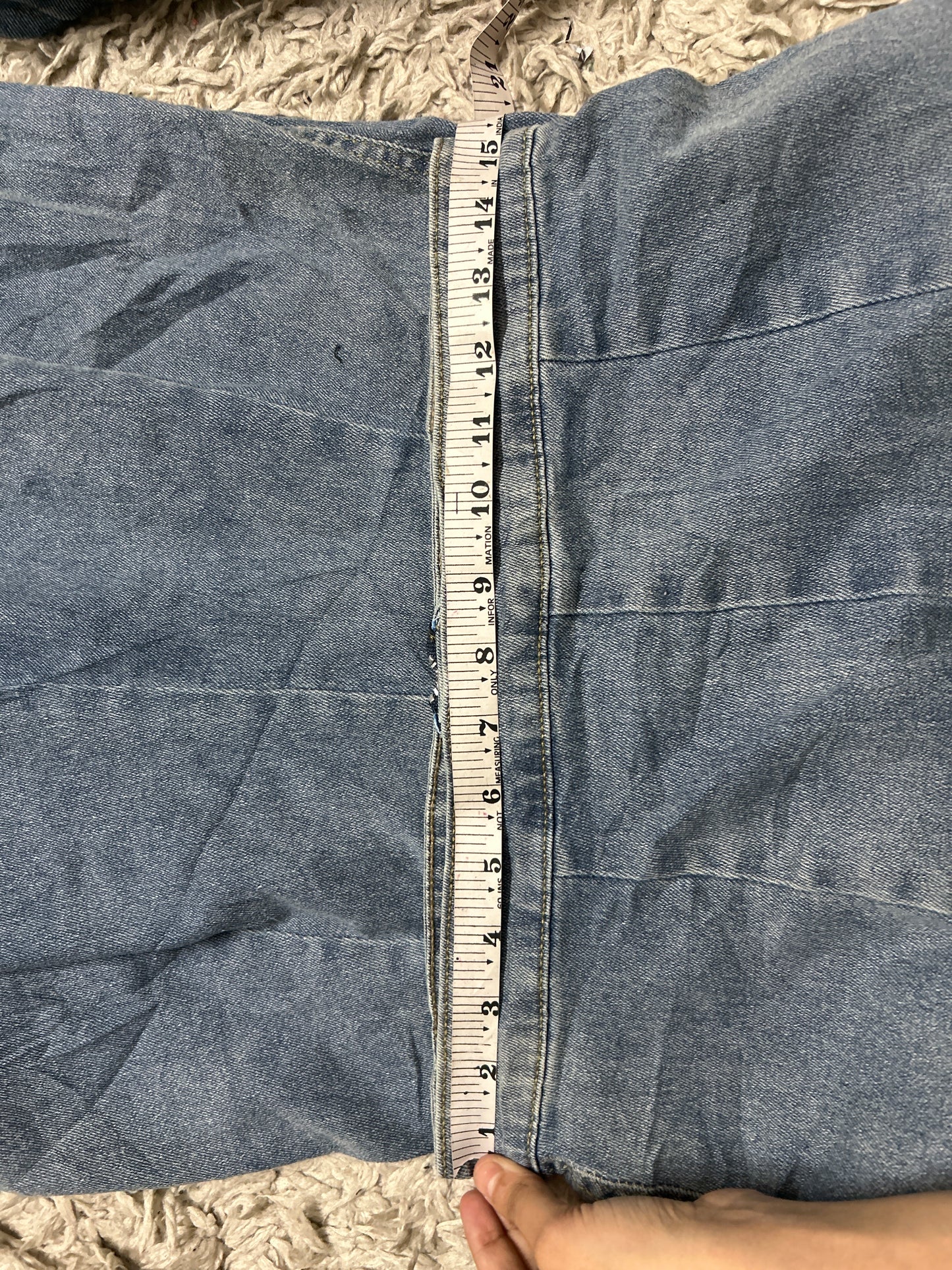 84) fish cut 30 waist/hips:34-36/l:31